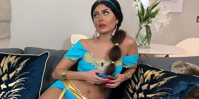 amateur,bbc,big ass,black,blowjob,booty,british,cosplay,dick,exclusive,fucking,halloween,indian,model,multiracial,pornstar,princess,verified